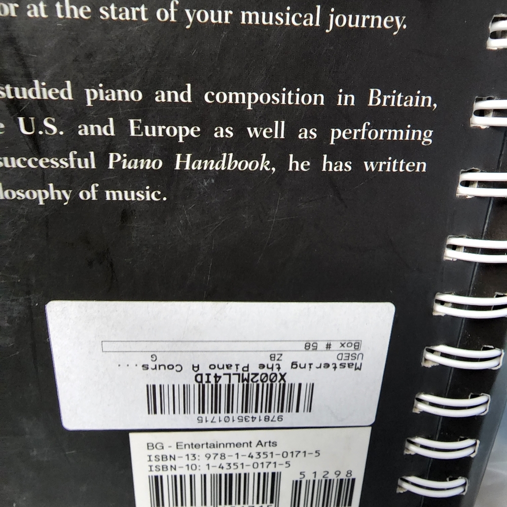 Mastering the Piano: A Course in Technique & Performance (without CD) - Picture 3 of 5